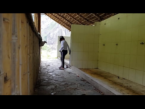 ❤️ espioi kamera espainiar unibertsitateko lankide bati Porno gugan ❌❤