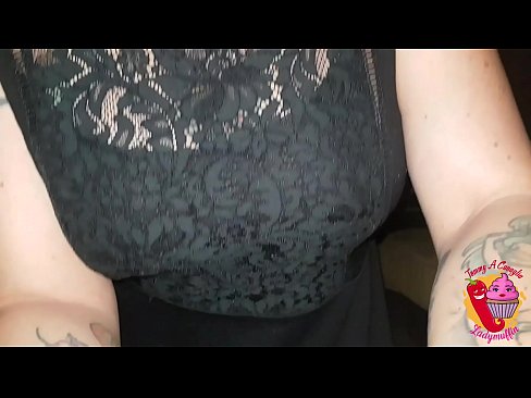 ❤️ Slutty arrebaordea ematen dio mamada bat eta gaztelaniaz Porno gugan ❌❤