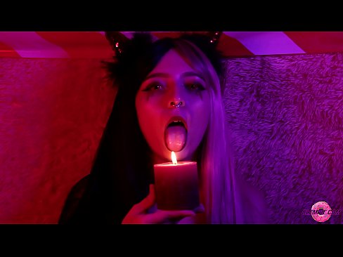 ❤️ Succubus Sexy-ren Pumada Sutsua Ahoa betetzearekin Porno gugan ❌❤